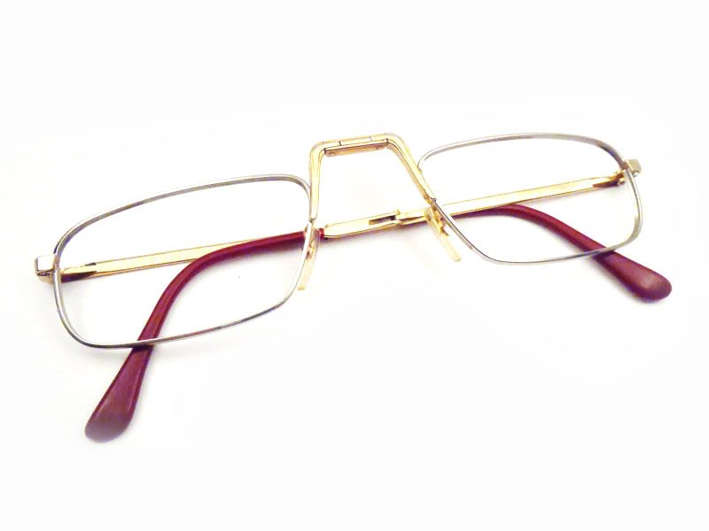 Folding Eyeglasses